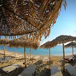 Plaka Beachfront Suites At Kalais - Stunning Sea & Sunset Views, Free Beach Chairs, Bus Stop Outside, 12 Min From Naxos Town *