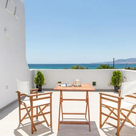 Kalais Beachfront - Stunning Sea & Sunset Views, Free Chairs, Bus Stop Outside, 12 Min From Naxos Town, 200 Mbps Wifi * Pláka