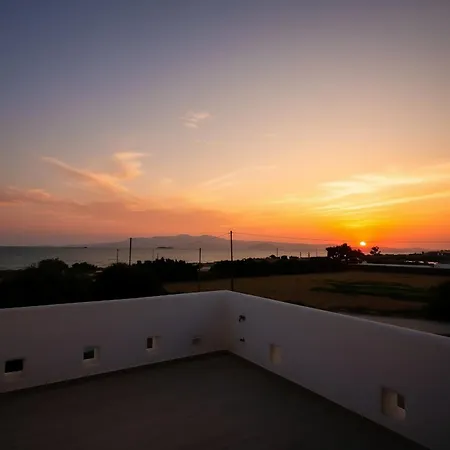 Kalais Beachfront Private Suites - Stunning Sea & Sunset Views, Bus Stop Outside, 12-Minute Drive From Naxos Town, Free Beach Chairs - Escape To Elysium *