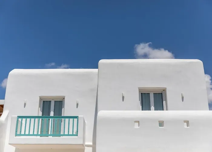 Kalais Beachfront Private Suites - Stunning Sea & Sunset Views, Bus Stop Outside, 12-Minute Drive From Naxos Town, Free Beach Chairs - Escape To Elysium Плака