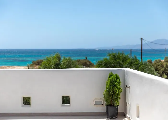 Kalais Beachfront Private Suites - Stunning Sea & Sunset Views, Bus Stop Outside, 12-Minute Drive From Naxos Town, Free Beach Chairs - Escape To Elysium Апартаменты